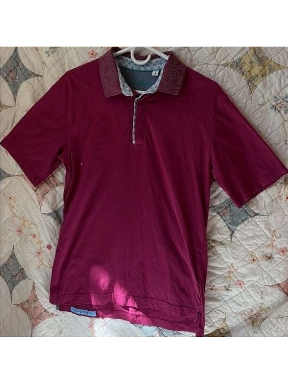 Robert Graham Short Sleeve Polo Shirt with Fushia Paisley Patterned Collar Sm